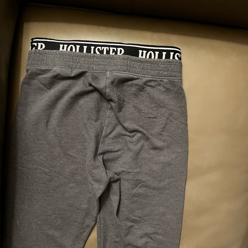 Hollister Logo Waistband Women's Gray Joggers - Picture 12 of 13